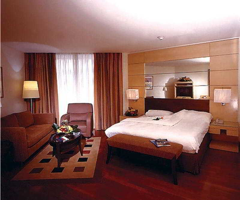 Four Points By Sheraton Le Verdun Бейрут Экстерьер фото